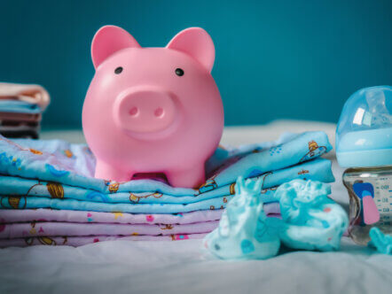 Child Piggy Bank - AdobeStock_540745461